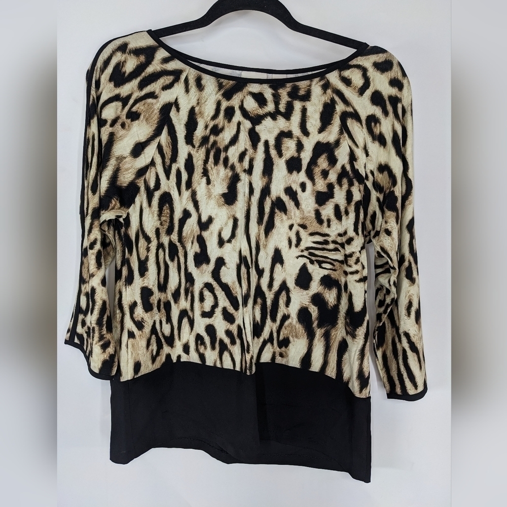 CHICO'S 3/4 Sleeve Leopard Print Top